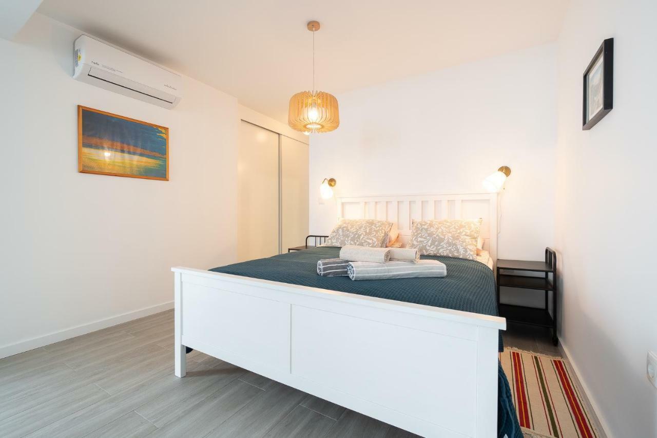 Seasky Arco Guest House อาร์โกดากาเลียตา ภายนอก รูปภาพ